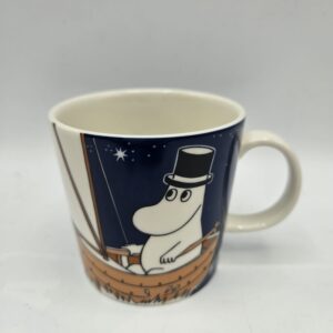 Muumipappa purjehtii Muumimuki